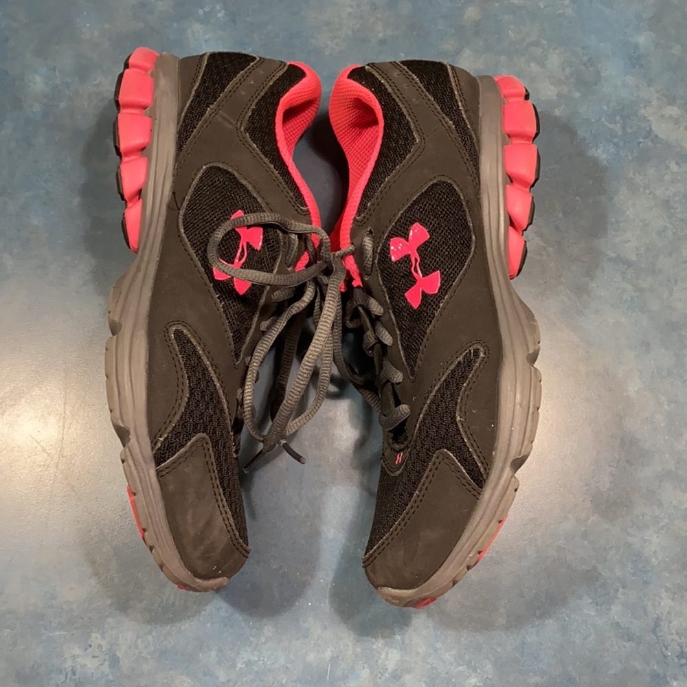 Under Armour - Picture 6 of 10